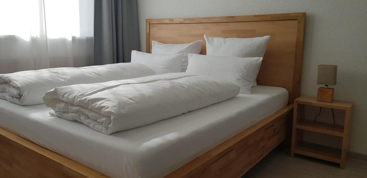 Hb 32 Metzingen Hotel Metzingen  Ngoại thất bức ảnh