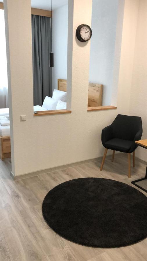 Hb 32 Metzingen Hotel Metzingen  Ngoại thất bức ảnh